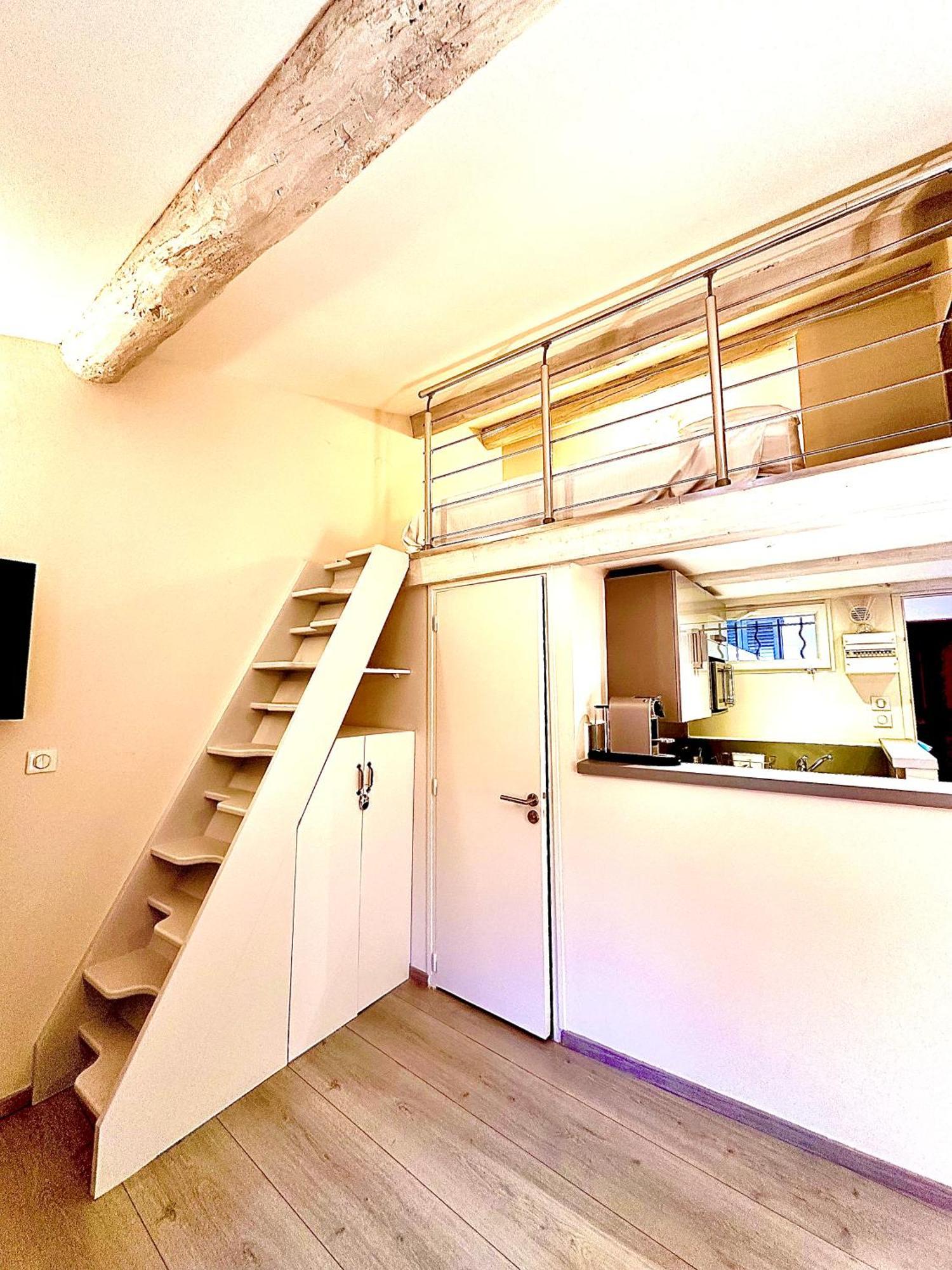 Cozy Studio Le Cedre, Port De Saint Tropez Экстерьер фото
