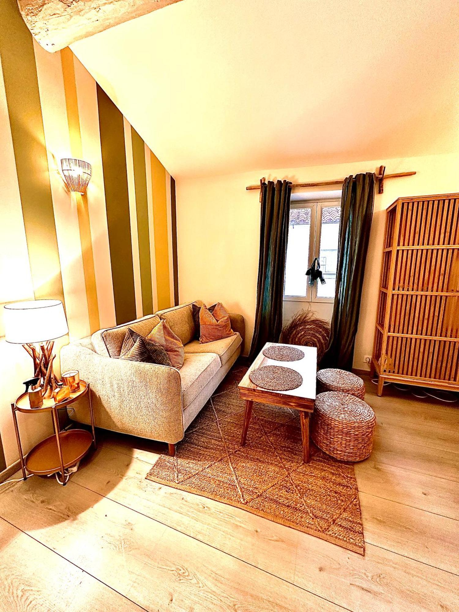 Cozy Studio Le Cedre, Port De Saint Tropez Экстерьер фото