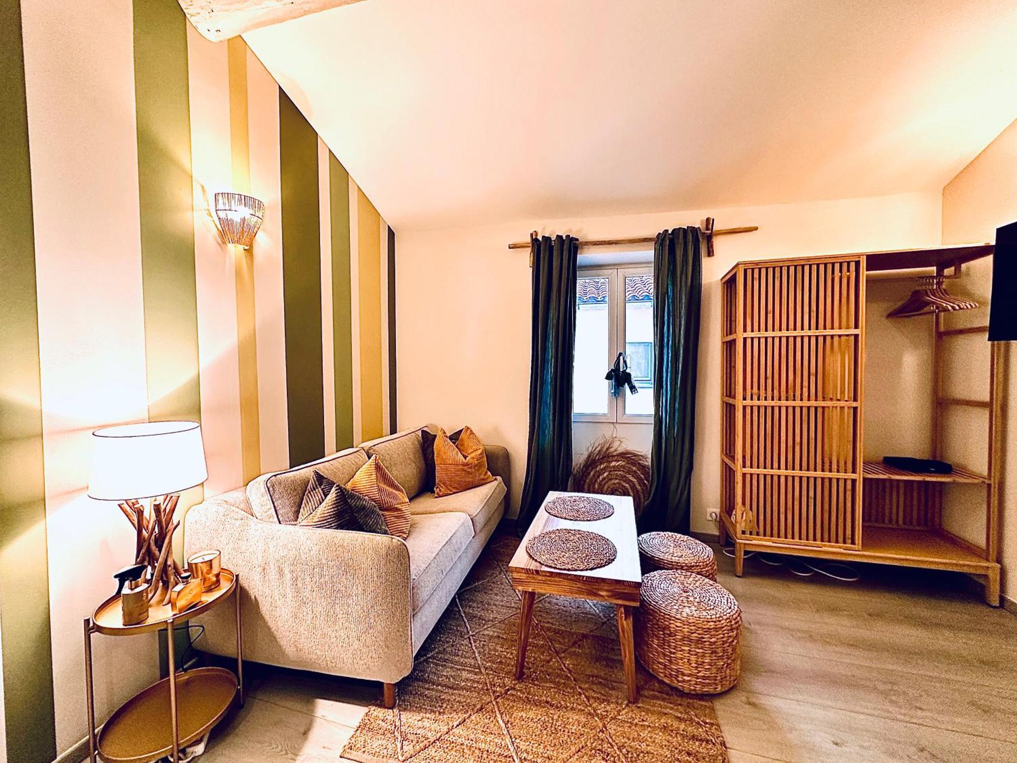 Cozy Studio Le Cedre, Port De Saint Tropez Экстерьер фото